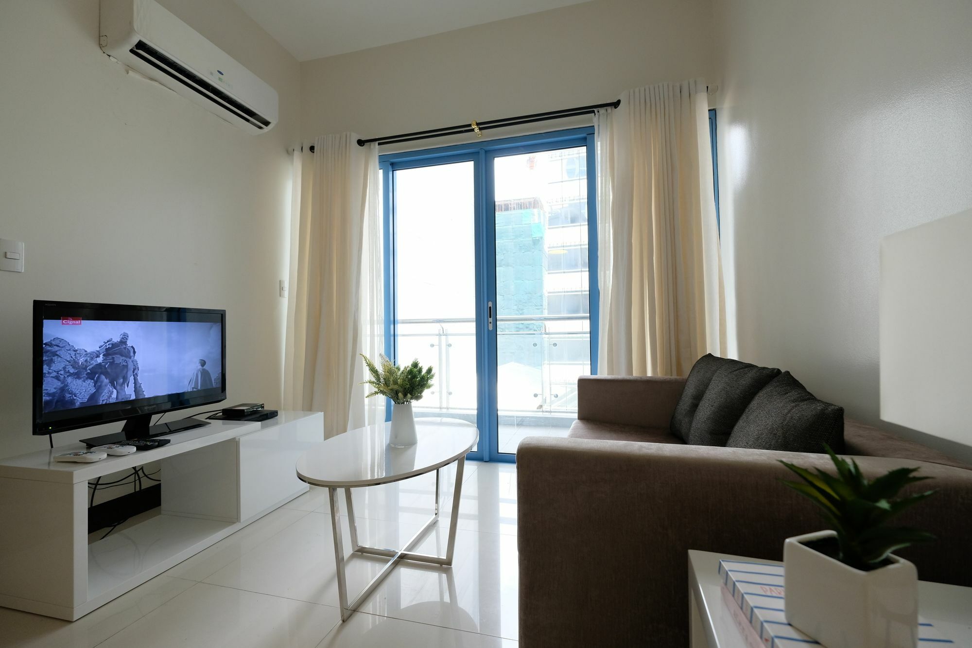 Csuites At Two Central Residences Makati City Esterno foto