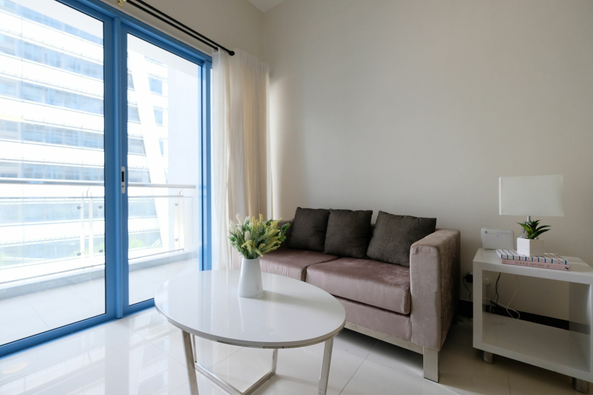 Csuites At Two Central Residences Makati City Esterno foto